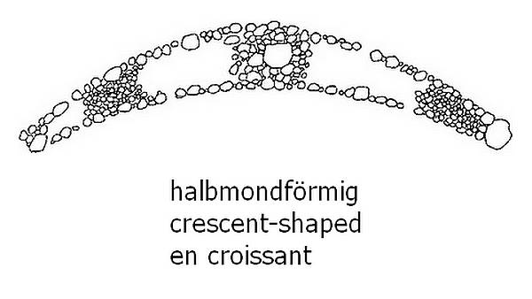 Steinmonument halbmondförmig - Croissant